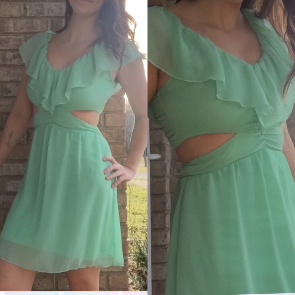 Cutout Sides Flirty Mint Dress